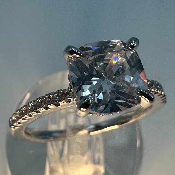 Womens Silver Plated Brass Ring Cubic Zirconia - Picture 14 of 15